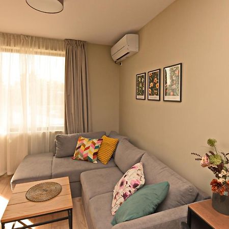 Kalina Apartment Kazanlŭk Extérieur photo
